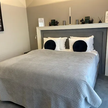 Doublel Apartment