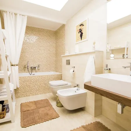 Doublel Apartment