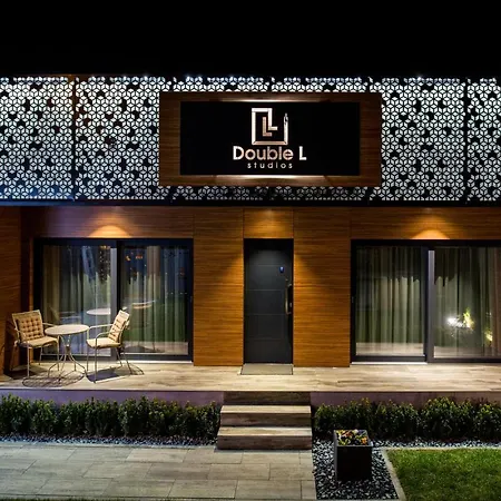 Doublel Apartment Bacau