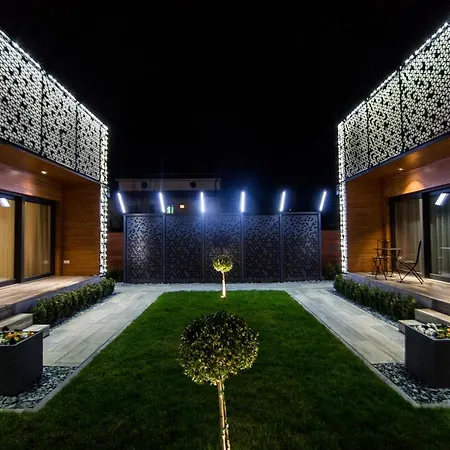 Doublel Apartment *