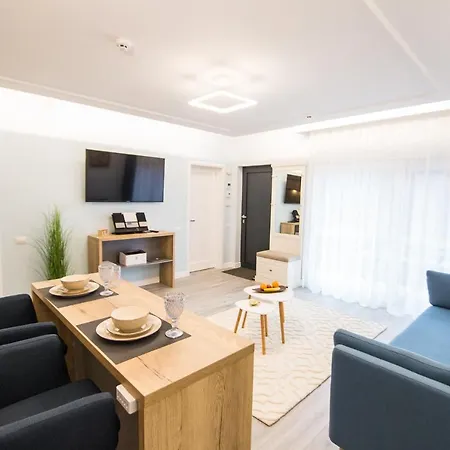 Doublel Apartment